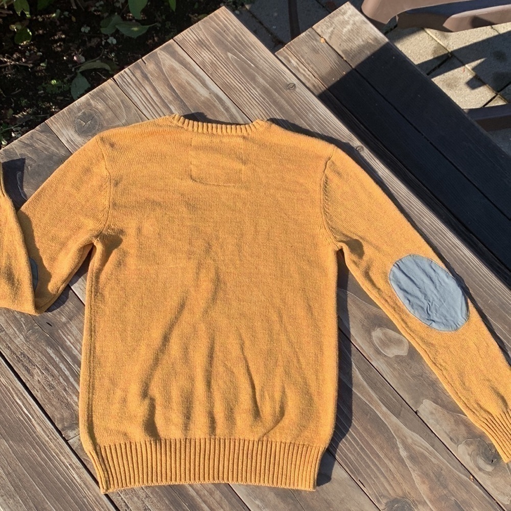 EPIC Threads Sweater! - Picture 5 of 10